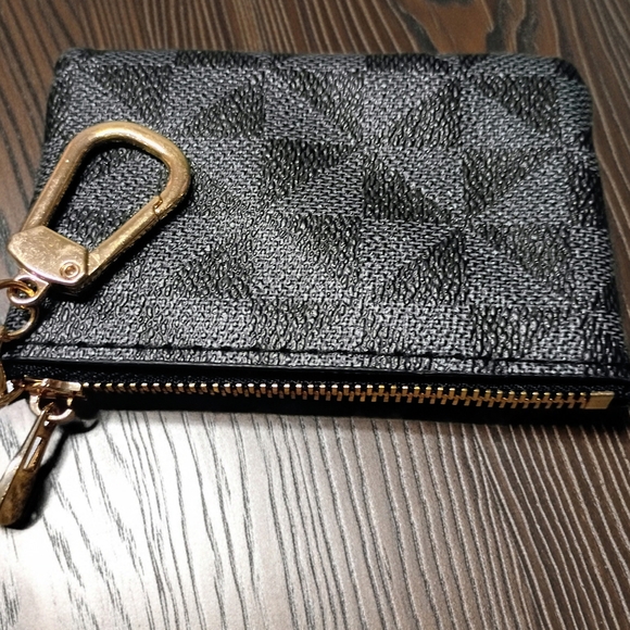 Elegant Black, Gray and Gold Women's Accessory Key Coin Pouch - Picture 2 of 3